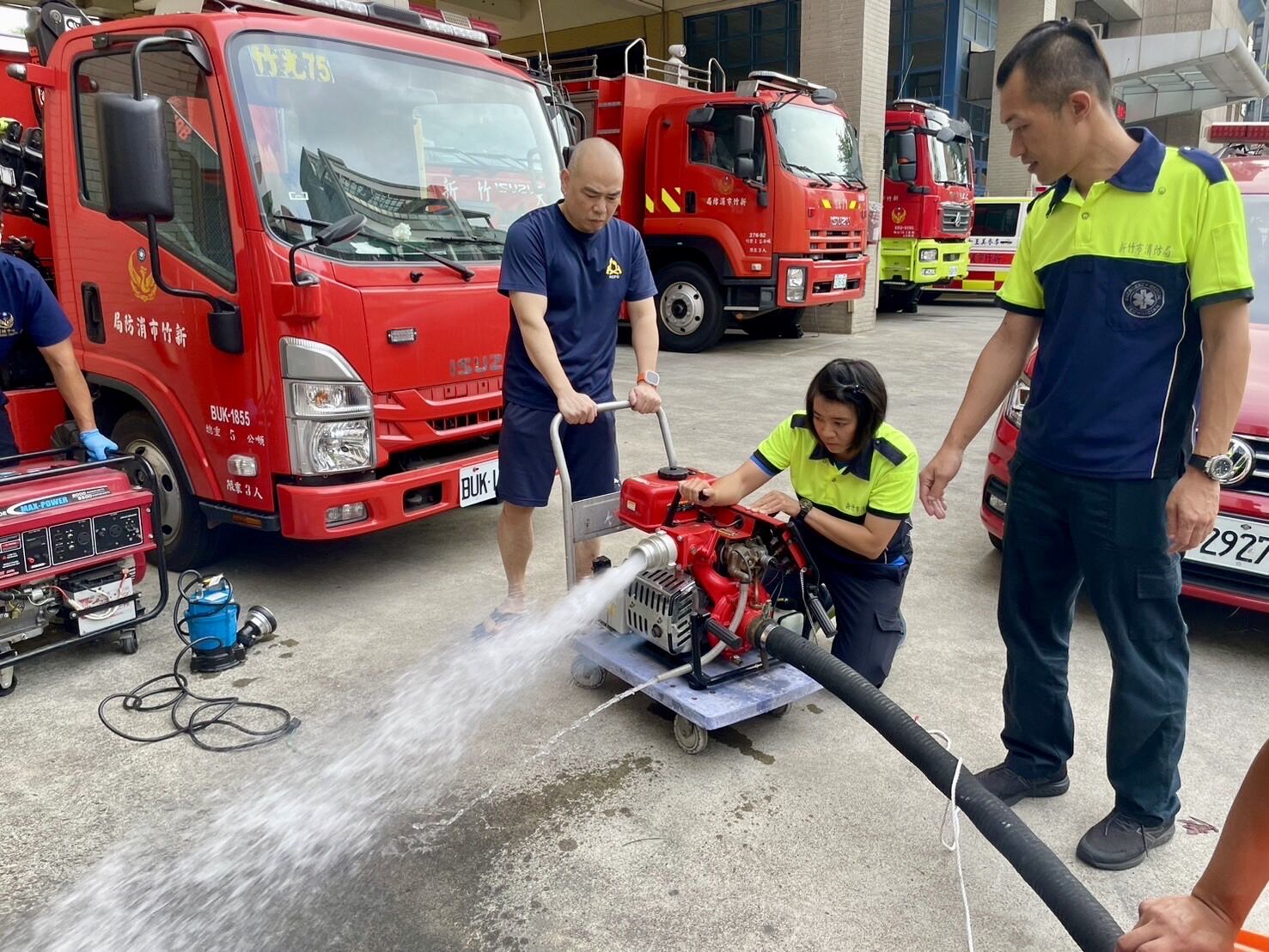 消防局已完成各項抽水機、防汛器材整備工作。